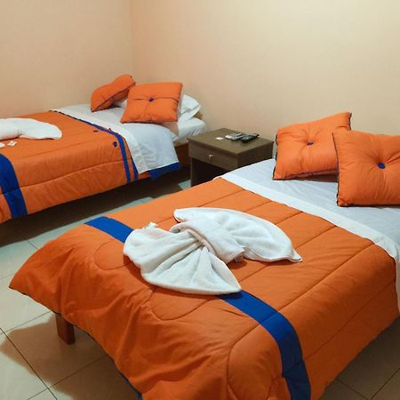 Hostal Tongo Reef Puerto Baquerizo Moreno Habitación foto
