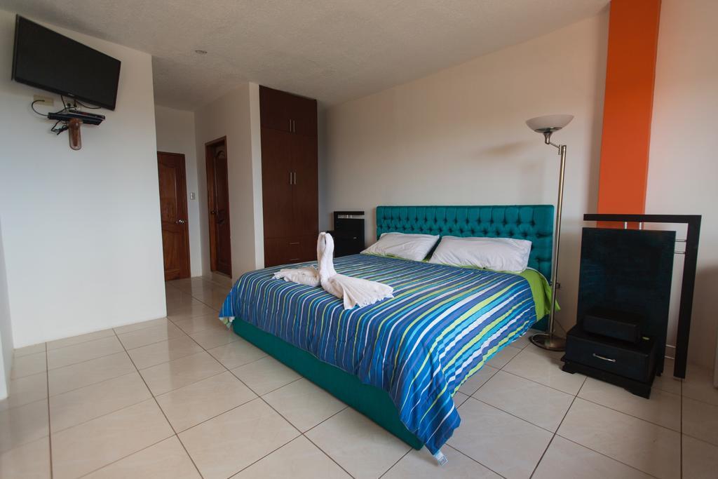 Hostal Tongo Reef Puerto Baquerizo Moreno Exterior foto